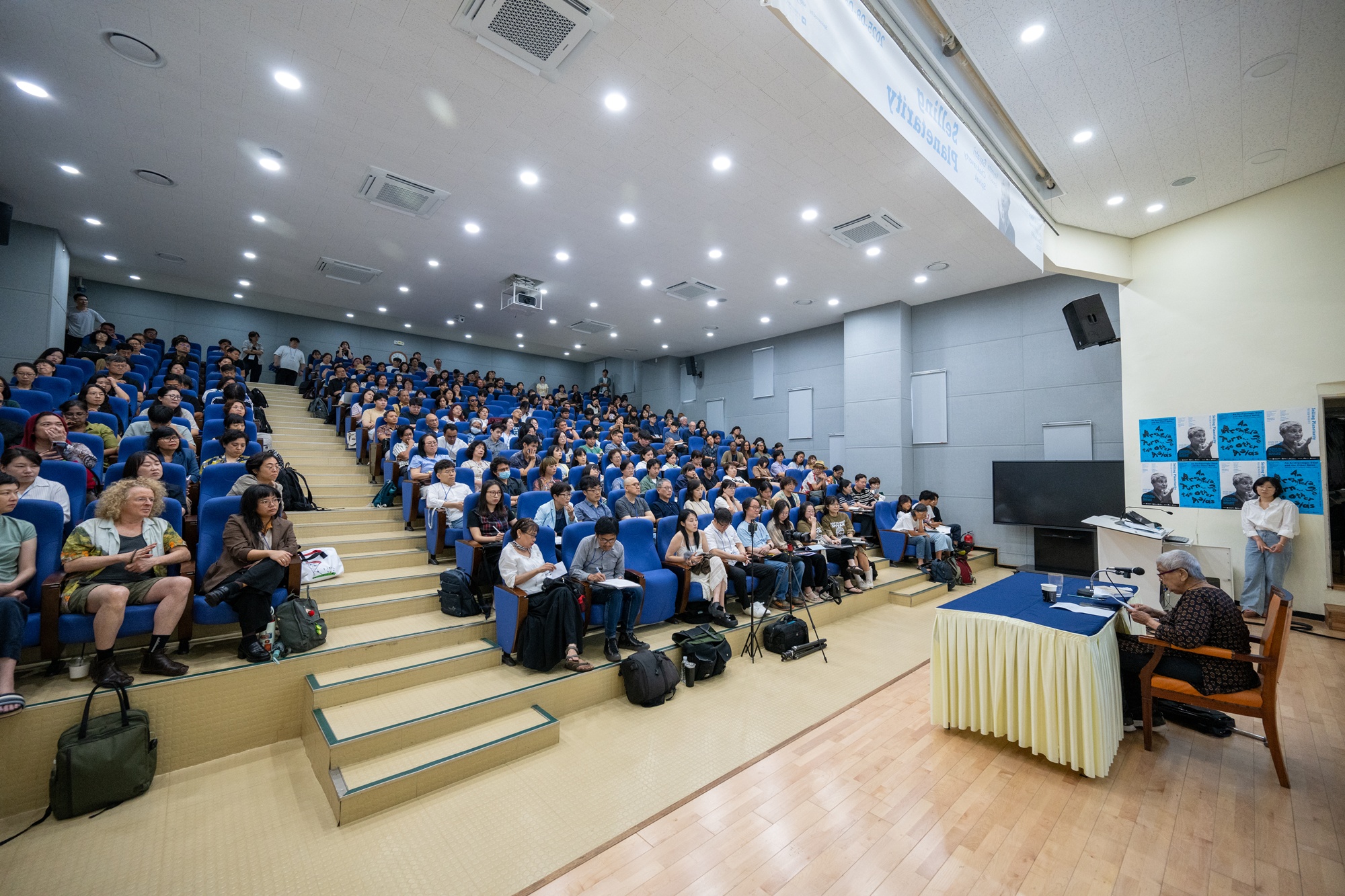 제주대 탐라문화연구원, 세계적인 탈식민주의 이론가 스피박 강연 성료