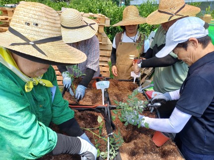 제주대 석사과정 이지욱 학생, 인간식물환경학회 추계학술대회 ‘우수발표상’ 수상