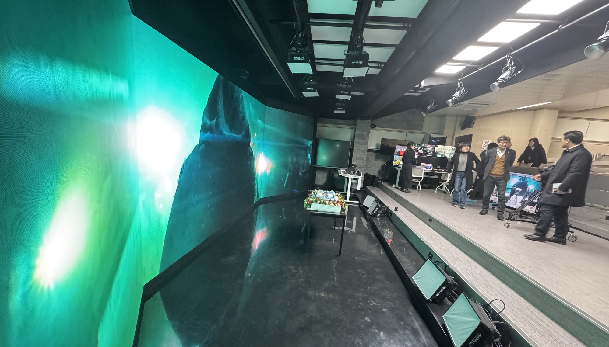 제주대, 국립대학 최초 ‘LED 기반 XR 스튜디오형 강의실’ 눈길